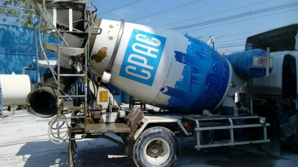 ขายรถบรรทุก 6 ล้อโม่ปูน HINO FC9J 175 แรงม้าปี 2555 มี 3 คันโม่ 3 คิว ราคาคันละ 1200000 ขายรถบรรทุก 6 ล้อโม่ปูน HINO FC9J 175 แรงม้าปี 2555 มี 3 คันโม่ 3 คิว ราคาคันละ 1200000