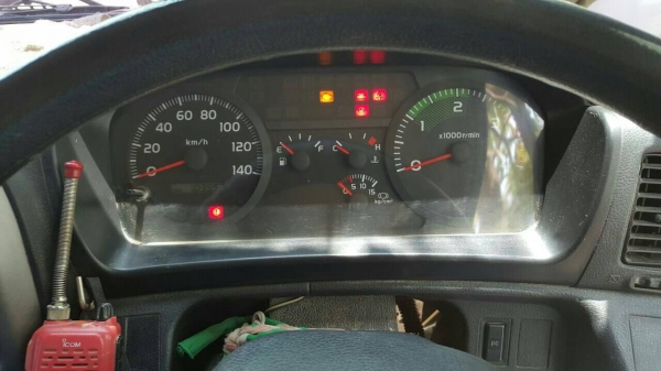 ขายรถบรรทุก 6 ล้อโม่ปูน HINO FC9J 175 แรงม้าปี 2555 มี 3 คันโม่ 3 คิว ราคาคันละ 1200000 ขายรถบรรทุก 6 ล้อโม่ปูน HINO FC9J 175 แรงม้าปี 2555 มี 3 คันโม่ 3 คิว ราคาคันละ 1200000