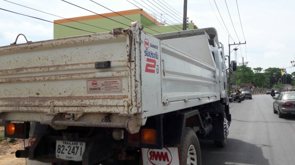 6ล้อดั้ม240แรงISUZU MP1FTR34 ปี56.ใช้น้อยมากไมล์แค่3หมื่นกิโลเอง...