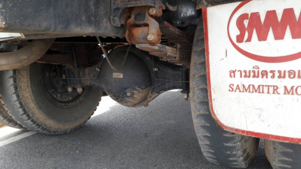 6ล้อดั้ม240แรงISUZU MP1FTR34 ปี56.ใช้น้อยมากไมล์แค่3หมื่นกิโลเอง...