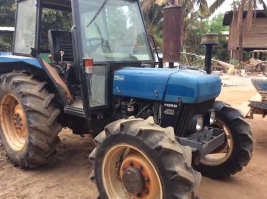 รถไถ2เพลา3สูบ FORD4630คานหน้าคาลาโร่ 65แรงมือสองประเืศอังกฤษ