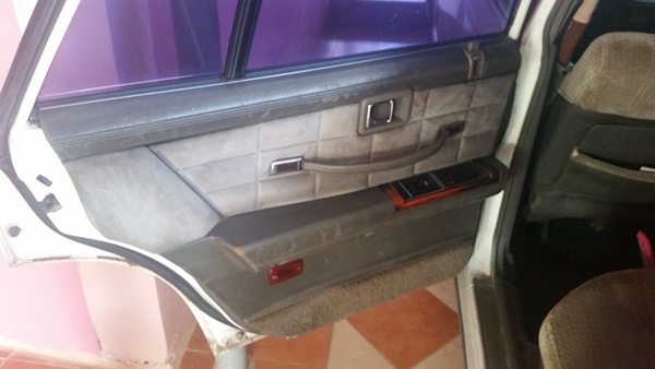 ขาย nissan cadric v30 รถบ้านขับสนุกพร้อมใช้