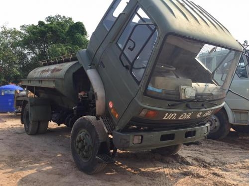 ขายด่วน**รถบรรทุกน้ำยี่ห้อNissan รุ่นCP18  180แรงม้าสภาพดีพร้อมใช้งาน