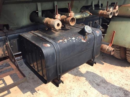 ขายด่วน**รถบรรทุกน้ำยี่ห้อNissan รุ่นCP18  180แรงม้าสภาพดีพร้อมใช้งาน