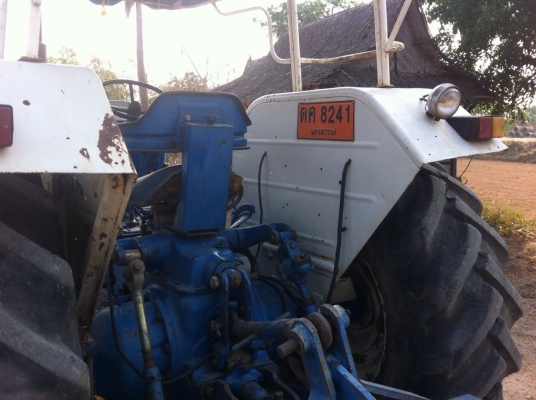 ขายรถไถ Ford 6600 เดิมๆ ตามรุ่น เอกสารเล่มทะเบียน