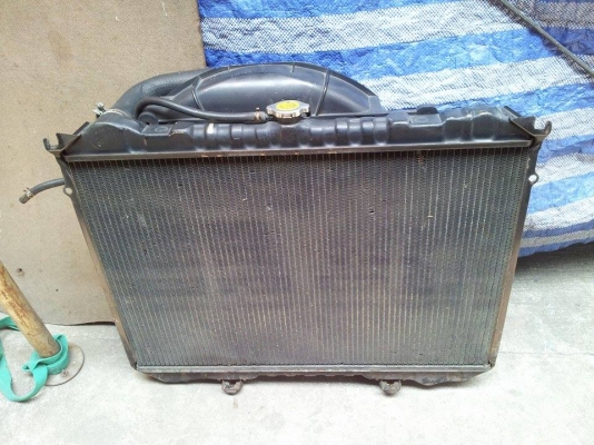 หม้อน้ำ NISSAN ดีเซล TD27 A/T แท้ญี่ปุ่น