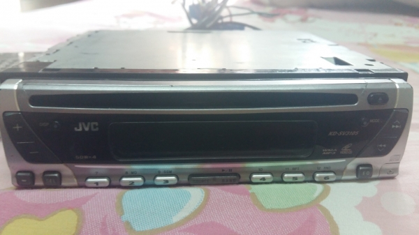 JVC KD-SV3105 + ปรี EARTHQUAKE 1250 รวมส่ง JVC KD-SV3105 + ปรี EARTHQUAKE 1250 รวมส่ง