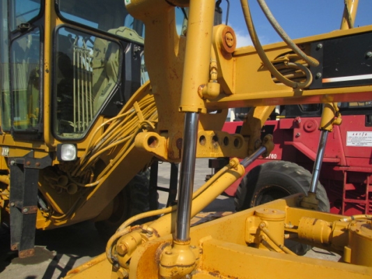 ขายรถเกรด นำเข้าจากอเมริกา รุ่น 140 H ซีเรียล 2ZK06044 ปี 2001