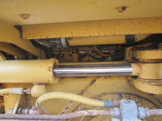 ขายรถเกรด นำเข้าจากอเมริกา รุ่น 140 H ซีเรียล 2ZK06044 ปี 2001