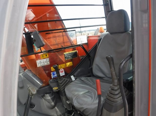 ขายรถขุด HITACHI มือสองนำเข้าจากญี่ปุ่น สภาพสวย พร้อมใช้งาน ยังไม่เคยใช้งานที่ไทย