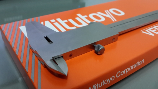 ---เวอเนียร์ Mitutoyo made in Japan รับประกันแท้-- ---เวอเนียร์ Mitutoyo made in Japan รับประกันแท้--