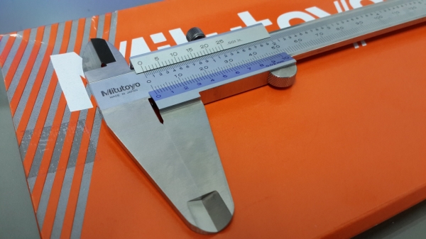 ---เวอเนียร์ Mitutoyo made in Japan รับประกันแท้-- ---เวอเนียร์ Mitutoyo made in Japan รับประกันแท้--