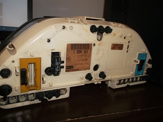 หน้าเรือนไมล์ bmw