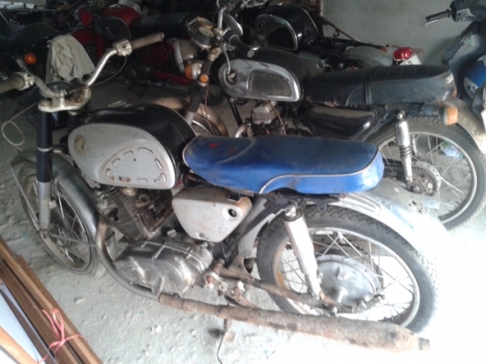 @@@ ขาย CB72 ยืนคัน ทะเบียนเต็มโอน @@@