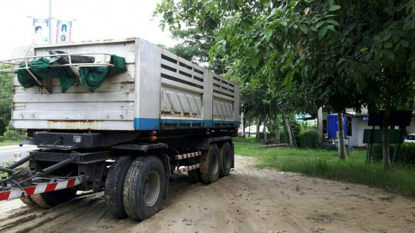 หางดั้ม 3คาน ปี50 ติดต่อ 080-1405528