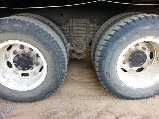 ขายเทรลเลอร์10ล้อ เครื่อง6D14 แคชซีFN515 พ.เพาเวอร์ รถสวยสภาพดี เอกสารพร้อมโอน สนใจโทร 090-8588220คุณนะ 093-3258446คุณบิว หรือเข้าดูสินค้าอื่นๆได้ที่ www.truck.in.th/498 หรือเพจFacebook ณรงค์ ซื้อขายรถมือสอง (เว็บไซต์ส่วนตัว) หรือFacebook คุณนะ รถบรรทุก