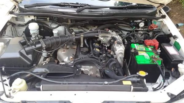 ขายรถที่บ้านด่วนสวยพร้อมใช้ปี10 เบนซิน+CNG3ถังวิ่งยาวๆเครื่องช่วงล่างดีคัทซีสวย