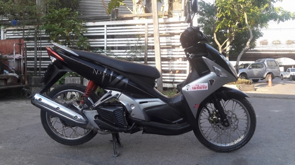 ขายลูกเดียว nouvo135เดิมๆ ปี2553 ราคาลดได้อีก ขายลูกเดียว nouvo135เดิมๆ ปี2553 ราคาลดได้อีก