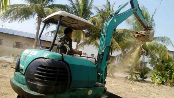 ขายkomatsu PC45 รุ่น8