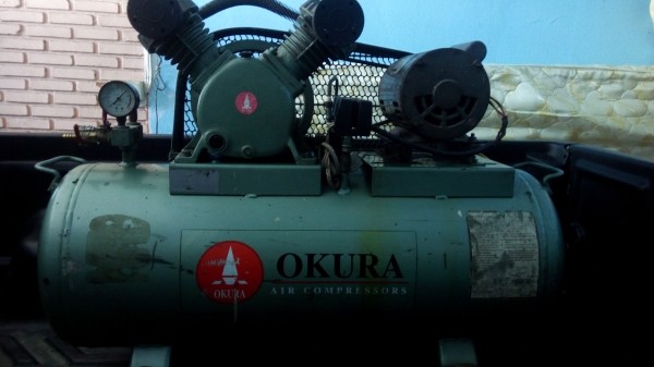ปั๊มลมokura100ลิตรใช้งานได้ปกติไฟ220มอเตอร์1แรง