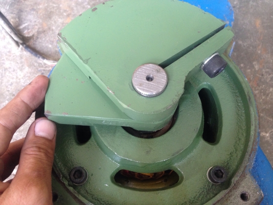 ขายมอเตอร์สั่น-เขย่า Tokyo Vibrating motor ขนาด 3/4HP. 2900rpm. สภาพสวยเดิมๆ ทำสีใหม่ วิ่งนิ่ม สั่นแ