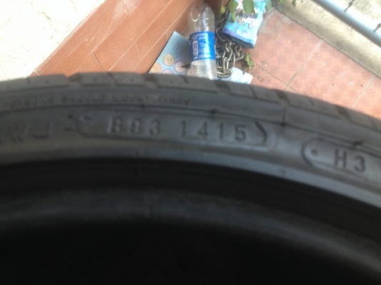 ยาง นันกัง 225 35 18 ปี15 สภาพสวยดอกเต็มชุดละ