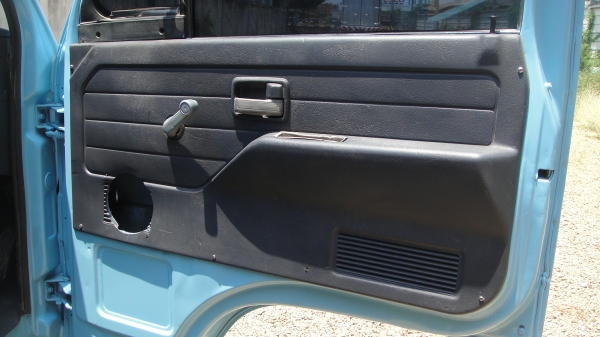 ดาวน์ 75000 ISUZU NKR รถห้างแท้ คัลฃีNKR58LU5M เครื่อง 4BE1(110แรง)เครื่องแน่น คัสฃีสวย เพาเวอร์ ทะเบียนพร้อม