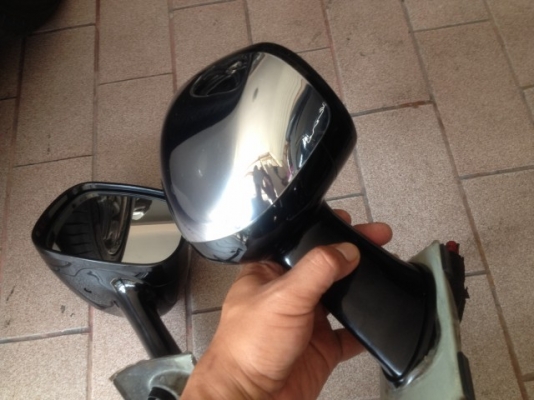 กระจกมองข้าง เรโท ปรับไฟฟ้าเก่าญี่ปุ่นเเท้สภาพสวยๆคู่ละ