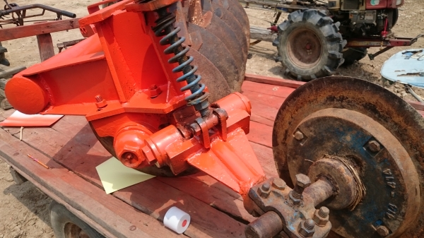 ขายผาน 6*24.  LCS. โครงใหญ่ผานหนัก ทำสีใหม่  ใช้กับรถ47-60 แรง