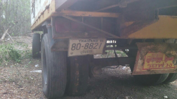 ขายหางพ่วงไม่ดัมพ์ 2 เพลายาว 6.50 เมตร เอกสารเล่มทะเบียน ราคา 200000