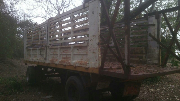 ขายหางพ่วงไม่ดัมพ์ 2 เพลายาว 6.50 เมตร เอกสารเล่มทะเบียน ราคา 200000