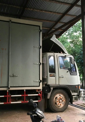 หกล้อ ฮีโน่ FF3H195ปี39ตู้10บาน ช่วงยาว7.20ม สภาพดีสวยเดิมๆ แอร์เย็นๆ พร้อมใช้งาน ทะเบียนพร้อมโอน ราคา 655,000บ ต่อรองได้ หกล้อ ฮีโน่ FF3H195ปี39ตู้10บาน ช่วงยาว7.20ม สภาพดีสวยเดิมๆ แอร์เย็นๆ พร้อมใช้งาน ทะเบียนพร้อมโอน ราคา 655,000บ ต่อรองได้