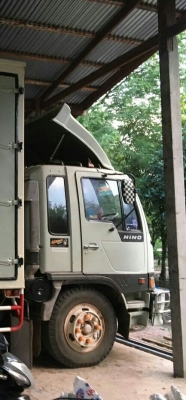 หกล้อ ฮีโน่ FF3H195ปี39ตู้10บาน ช่วงยาว7.20ม สภาพดีสวยเดิมๆ แอร์เย็นๆ พร้อมใช้งาน ทะเบียนพร้อมโอน ราคา 655,000บ ต่อรองได้ หกล้อ ฮีโน่ FF3H195ปี39ตู้10บาน ช่วงยาว7.20ม สภาพดีสวยเดิมๆ แอร์เย็นๆ พร้อมใช้งาน ทะเบียนพร้อมโอน ราคา 655,000บ ต่อรองได้