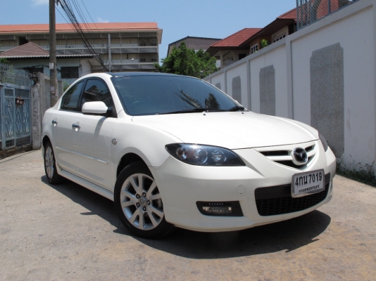 MAZDA 3 ปี 2010 ติด LPG ออกรถ 15,000 บาท