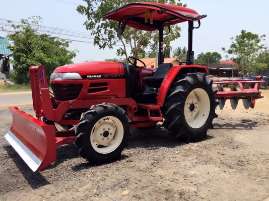 ขายรถไถยันมาร EF494T สภาพนางฟ้า รถสวยมาก ใช้งานแค่ในไร่ สภาพ90\% จดทะเปียนปี 57 เล่มพร้อม ขายพร้อมอุปกรณ์ครบชุด ราคา 468,000 บาท สนใจโทร 081-9136451 หรือ ขอดูรูปเพิ่มเติมได้ทาง line:bow6451 ค่ะ ขายรถไถยันมาร EF494T สภาพนางฟ้า รถสวยมาก ใช้งานแค่ในไร่ สภาพ90\% จดทะเปียนปี 57 เล่มพร้อม ขายพร้อมอุปกรณ์ครบชุด ราคา 468,000 บาท สนใจโทร 081-9136451 หรือ ขอดูรูปเพิ่มเติมได้ทาง line:bow6451 ค่ะ