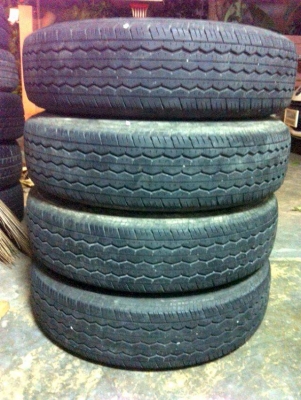 ยางบริสโตน 195R15 ปี13 ชุด2500บาท ยางประมูลกรมตำรวจ