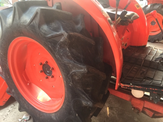 ขาย แทรกเตอร์ KUBOTA L4708 ถูกๆ สวยๆ เครื่องดี เกียร์ดีคับ สีเดิมๆ 8&times;&times; ช.ม