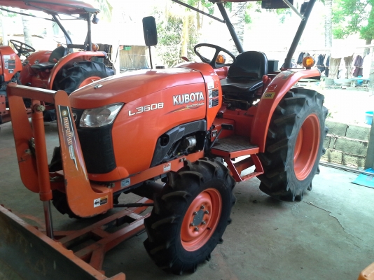 ขาย แทรกเตอร์ KUBOTA L3608 สีเดิมๆ สวยๆคับ ใช้งานน้อย  8&times;&times; ช.ม