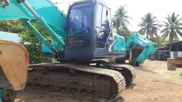 รถแบคโฮ ยี่ห้อ KOBELCO รุ่นSk200/8 ราตา1,950,000บาท สนใจติดต่อสุขุมตรัง0872836792 รถแบคโฮ ยี่ห้อ KOBELCO รุ่นSk200/8 ราตา1,950,000บาท สนใจติดต่อสุขุมตรัง0872836792