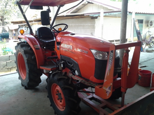 ขาย แทรกเตอร์ KUBOTA L3608 สีเดิมๆ สวยๆคับ ใช้งานน้อย  8&times;&times; ช.ม