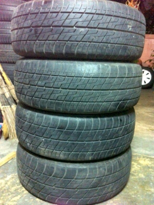 ยางบริสโตน 215/65/15LEO627 ปี12 ชุด2500บาท ยางประมูลกรมตำรวจครับ