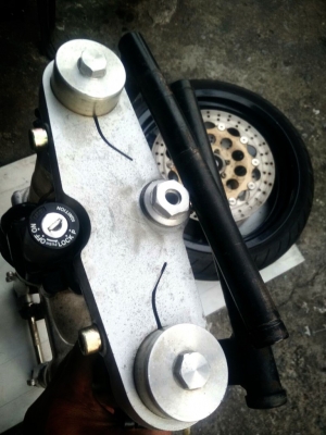 โช๊ค อัพไซด์ดาวน์ DUCATI MONTER 900 ครบชุด