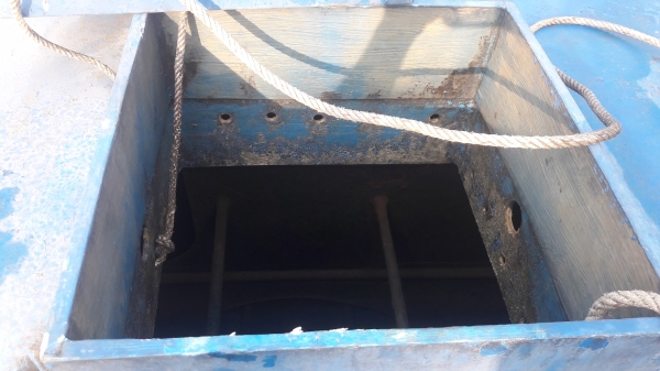 ขายถัง7600ลิตรพร้อมเครื่องยนต์