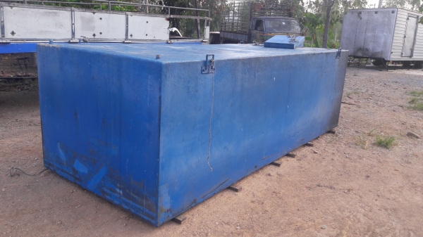 ขายถัง7600ลิตรพร้อมเครื่องยนต์