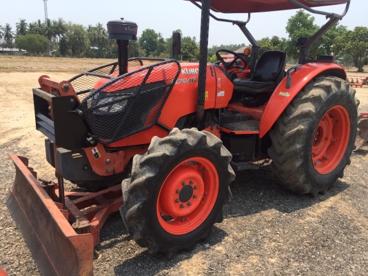 ขาย แทรกเตอร์ KUBOTA M7040 ถูกๆ สวยๆ ราคาโทรมาสอบถามได้คับ