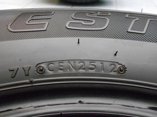 ยาง Bridgestone Dueler 265 65 17 ผลิตปี 2012 ดอกดี ขายถูก ทั้งชุด 2800.-NET