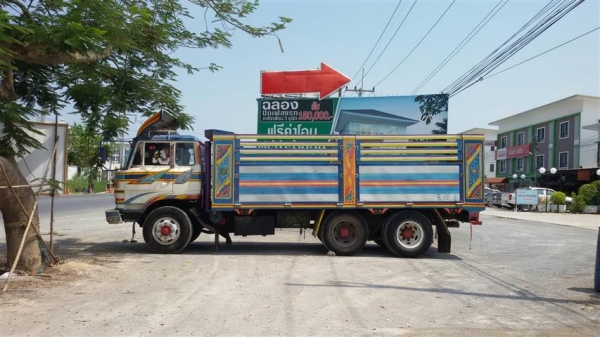 ขาย 10 ล้อ Mitsubishi มือ2