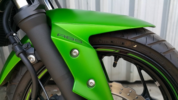 Z300 วิ่งแค่ 1000 กิโลไมล์แท้ๆ ปี 2015 ใช้น้อยสภาพมือ1 ราคาไม่แพง ต่อรองได้ครับ