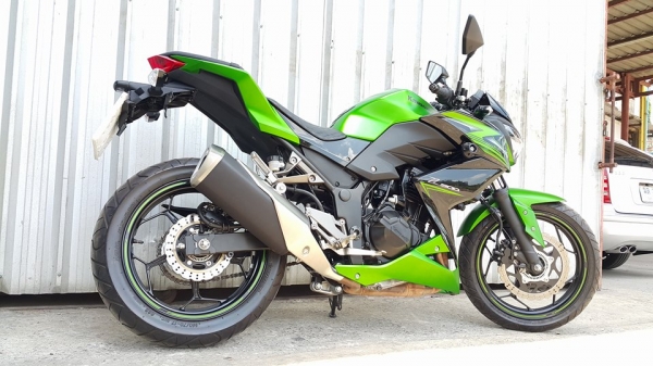 Z300 วิ่งแค่ 1000 กิโลไมล์แท้ๆ ปี 2015 ใช้น้อยสภาพมือ1 ราคาไม่แพง ต่อรองได้ครับ