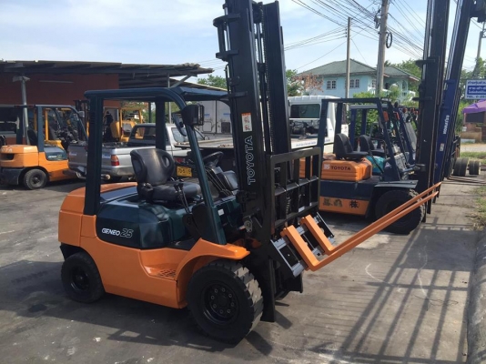 ขาย ฟอล์คลิฟต์ 2.5 ตัน TOYOTA 7FD25 รถนอก ดีเซล เสา 4 เมตร งาฮิ้ง